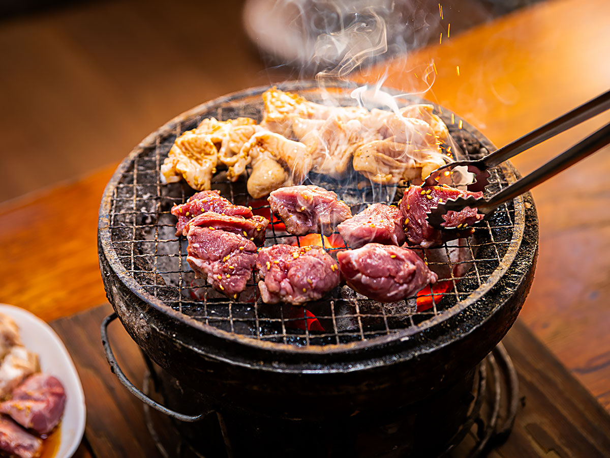 炭火焼肉ホルモン焼 よしまさ